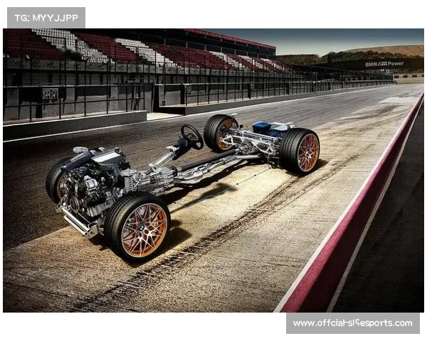 汉密尔顿更换超额动力单元部件，维修区发车